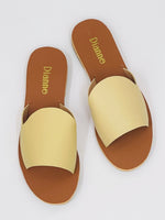 Chelsea Flats Beige size 6,9