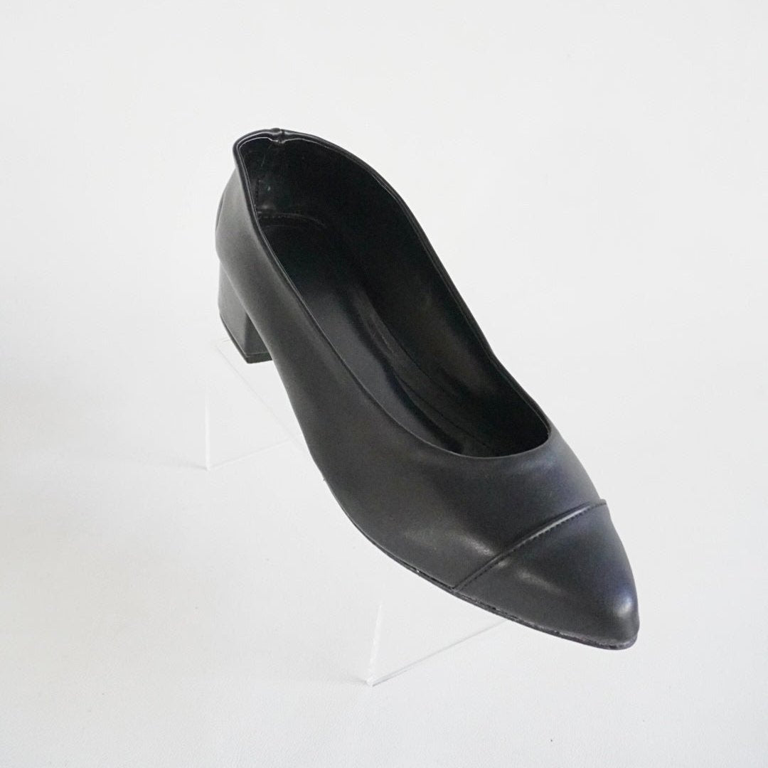 Luna Black 1.5 inch size 8,9