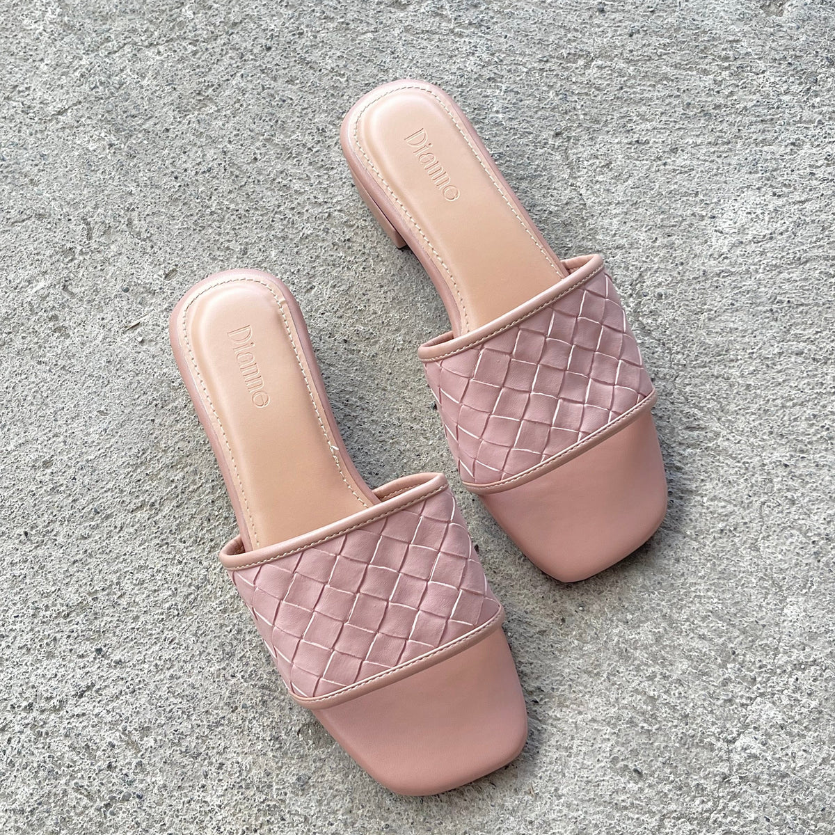 Belle Weave Old Rose size 5 only