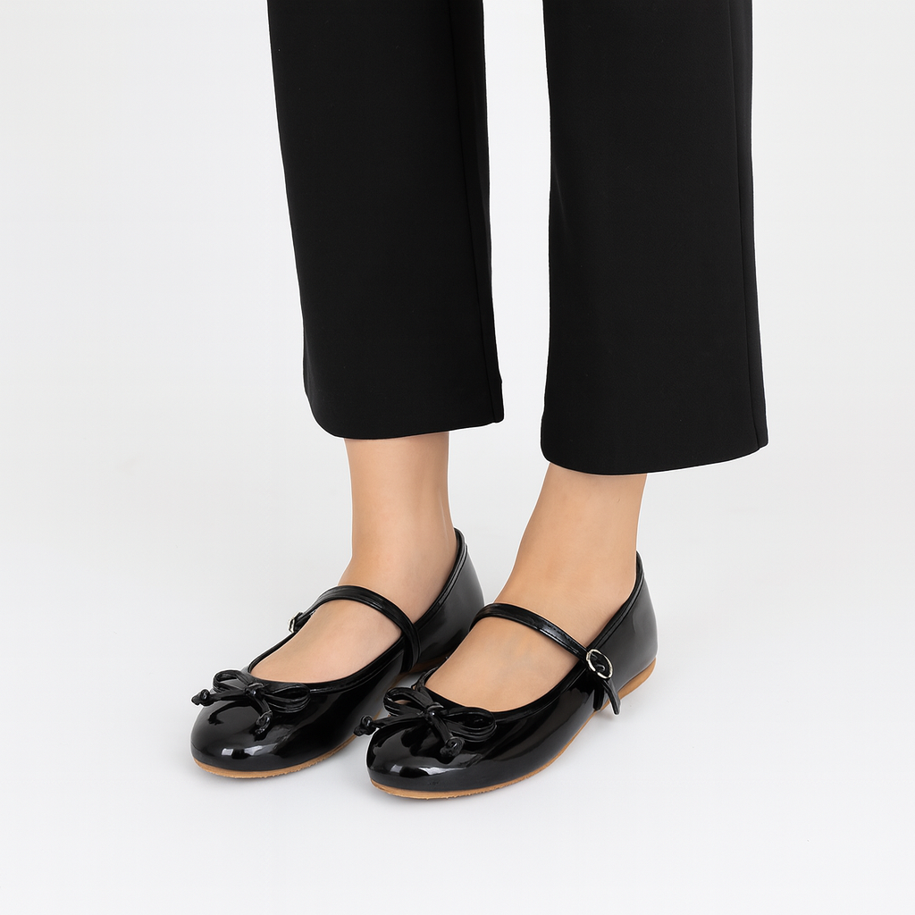 Hailey Mary Janes Shoes Glossy Leather (Please Add Size)