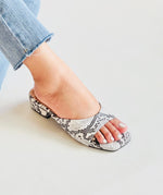 Audrey Snake White