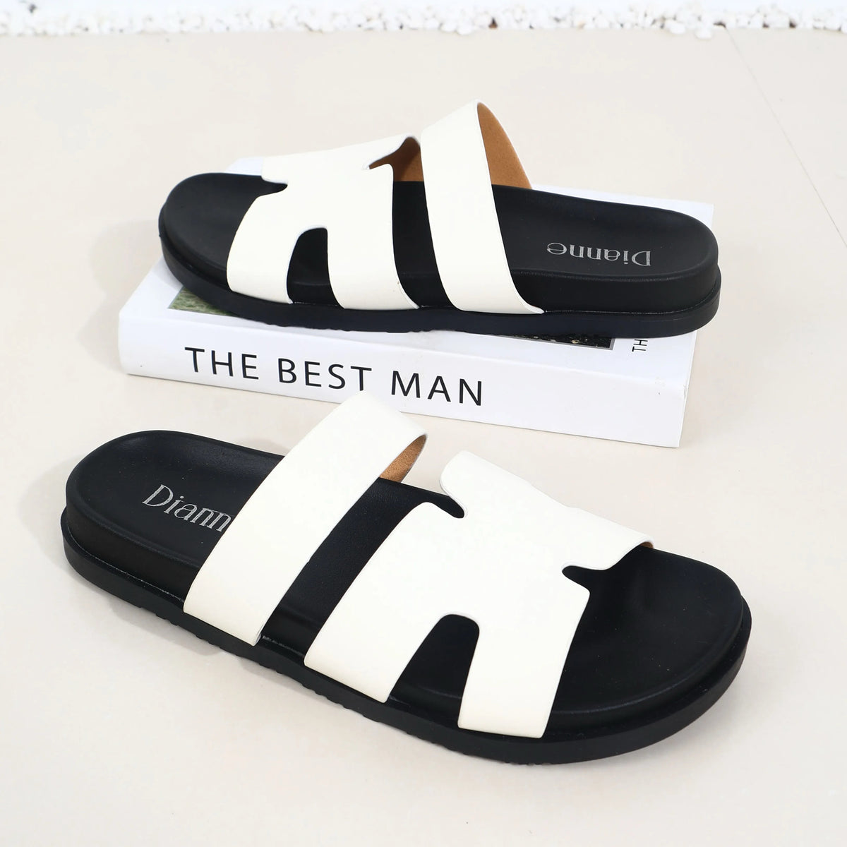 A Dahlia Everyday Slides size 6 left