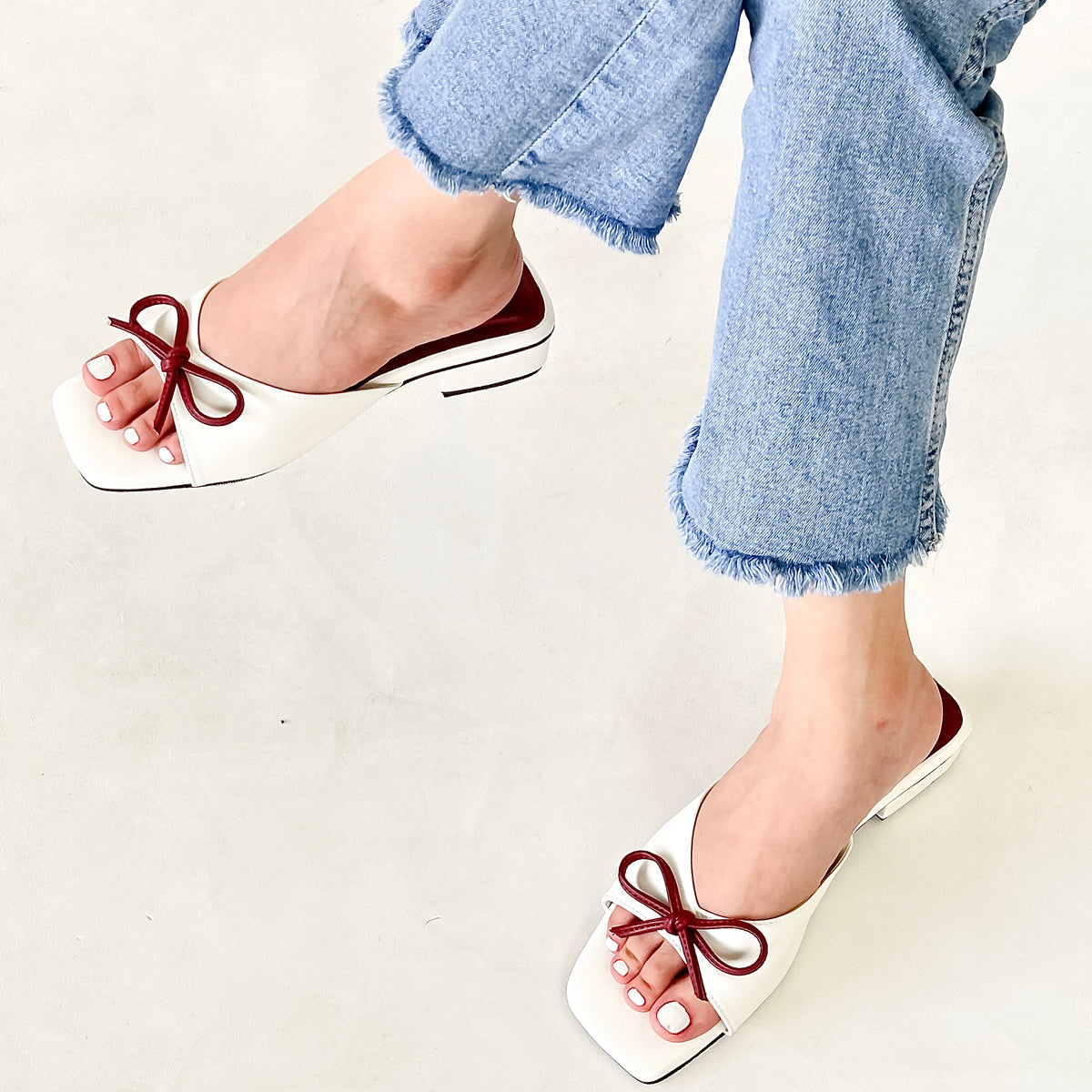 Sylvia Bow Sandals 1 inch
