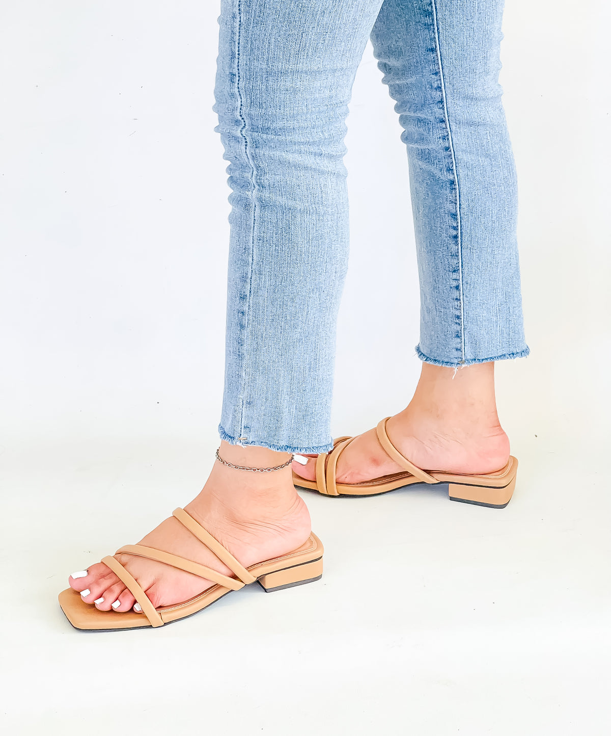 Mich Beige size 5,6,9
