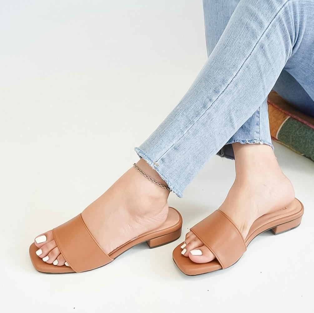 Belle Camel size 5 only