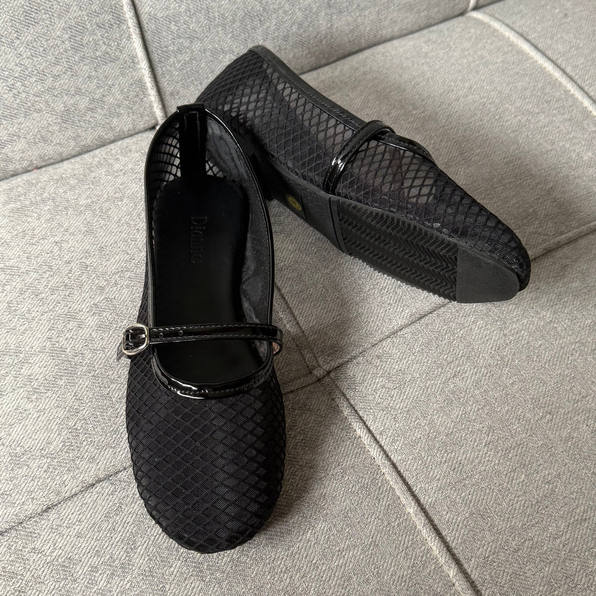 Luna Round Shape Mesh Shoes (Full Padded Insole)