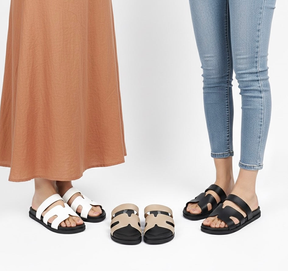 A Dahlia Everyday Slides size 6 left