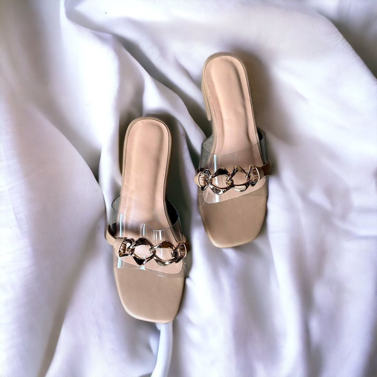 1 Yuna transparent beige size 7