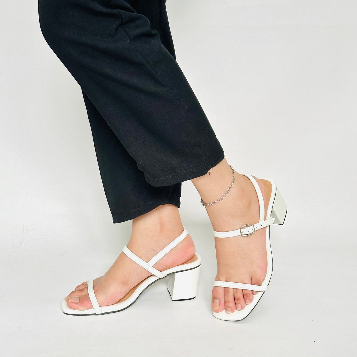 A OLIVIA Leather Heels 2 inch