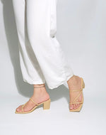 D Mia Beige 2inch size 8,9