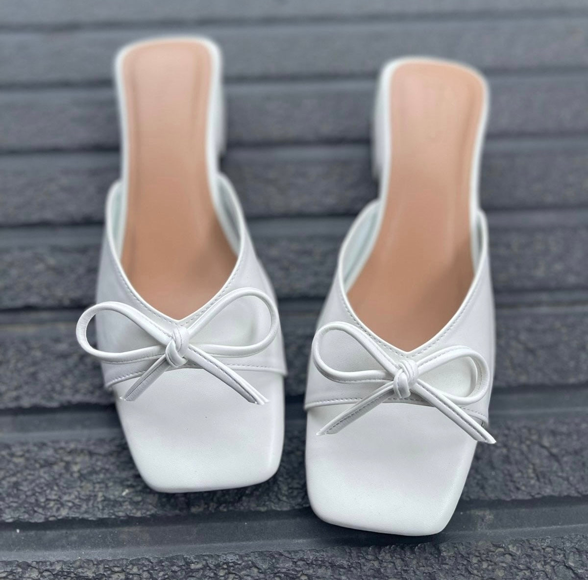 Sylvia Bow Sandals 1 inch