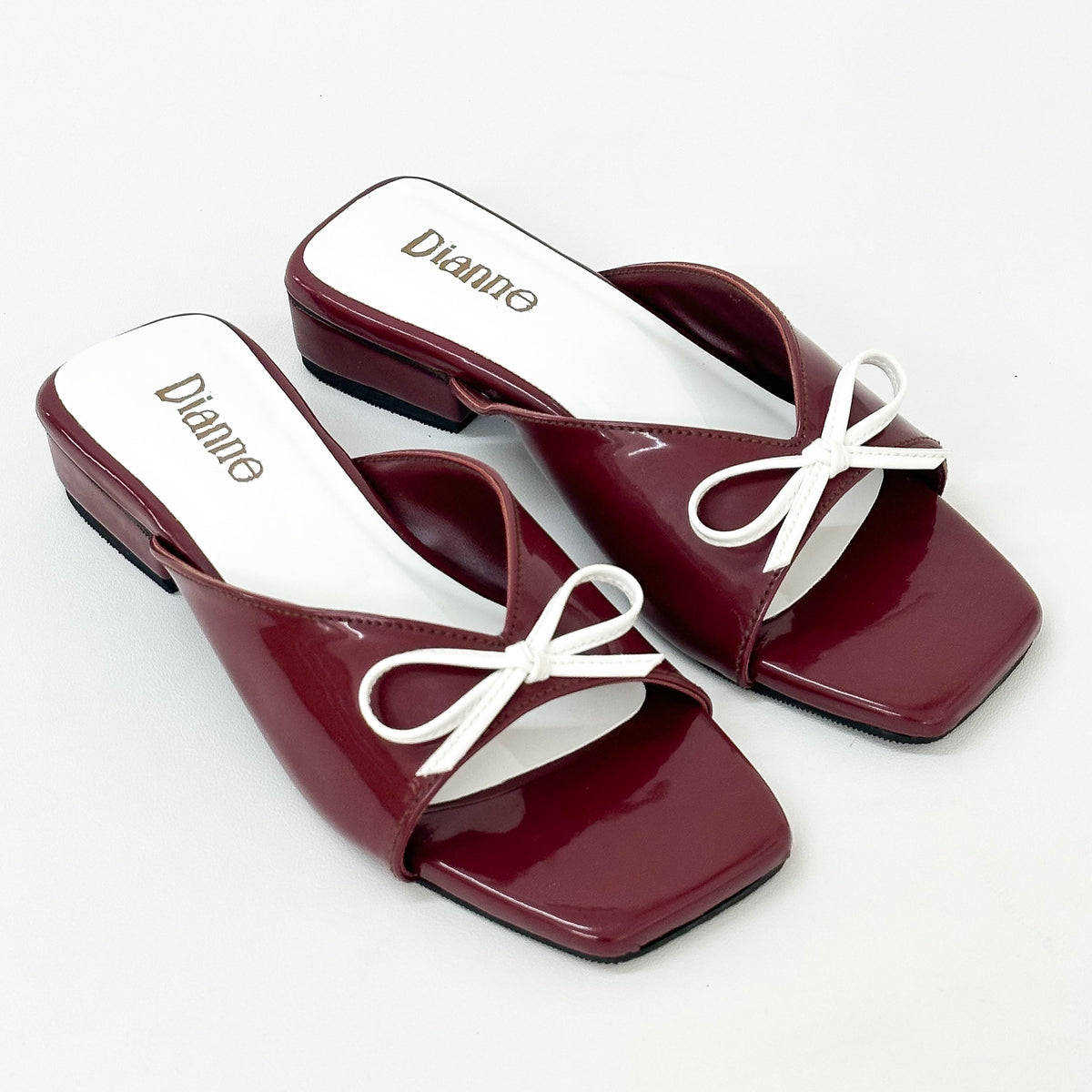Sylvia Bow Sandals 1 inch