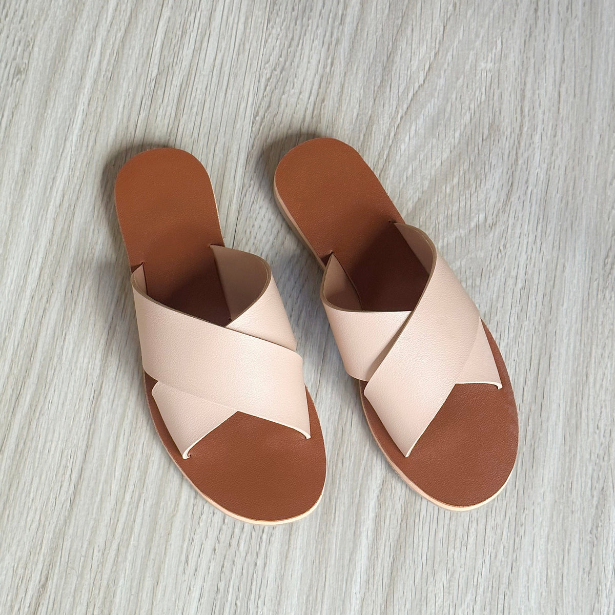 A Penny Beige size 5,6,8,10