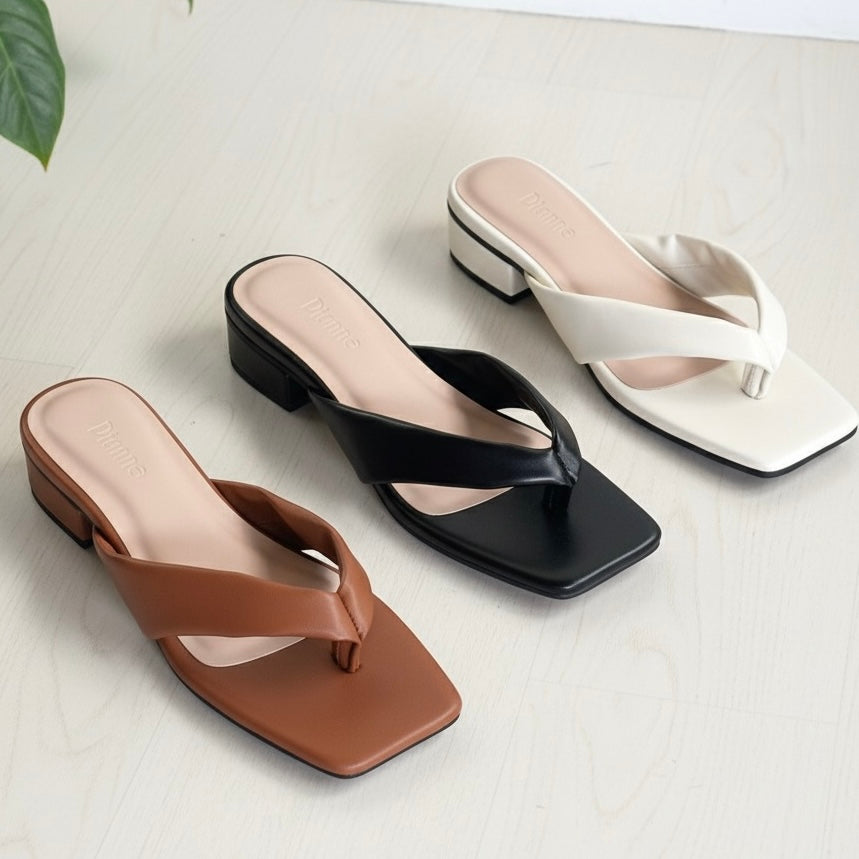 A Nicka Sandals 1 inch heel