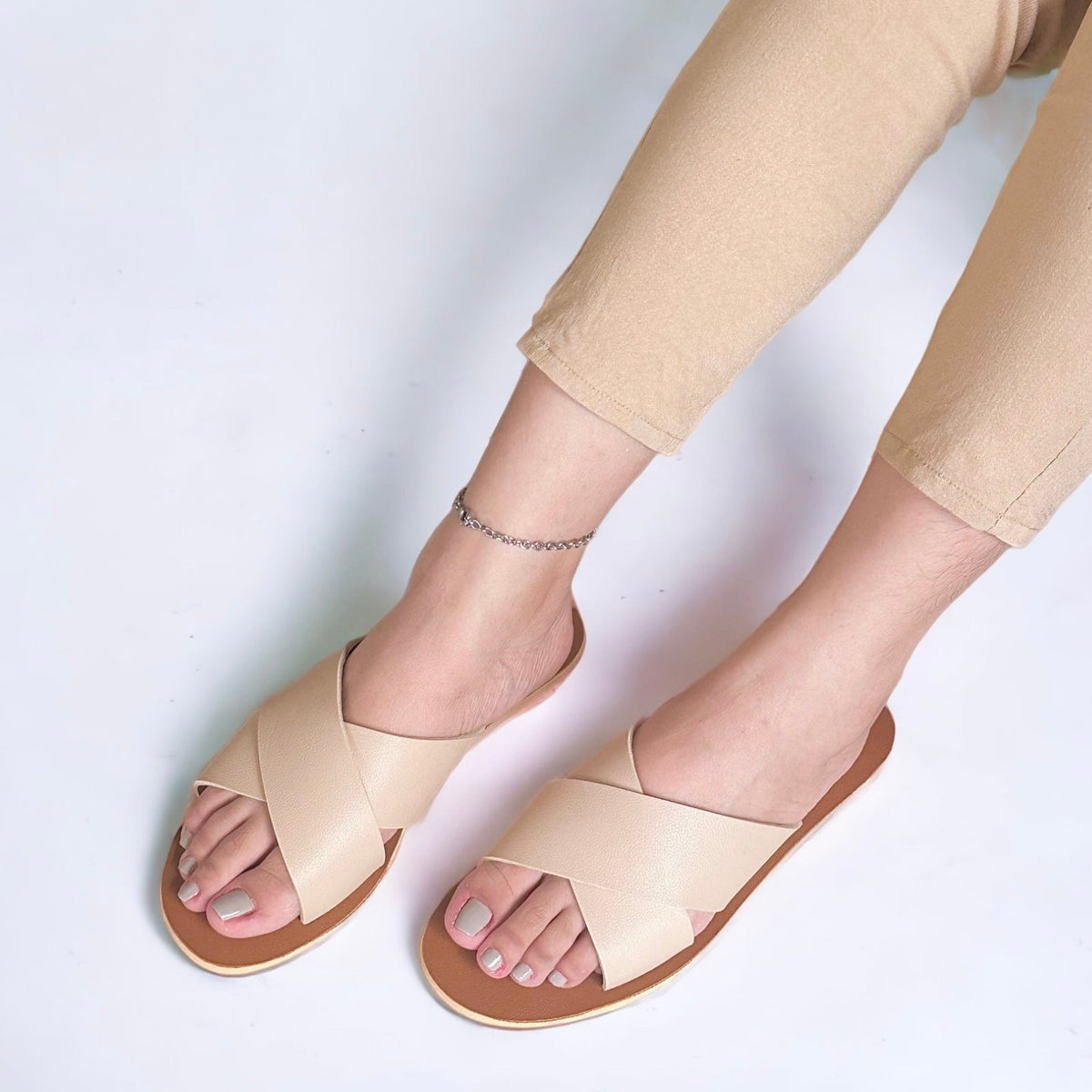 A Penny Beige size 5,6,8,10