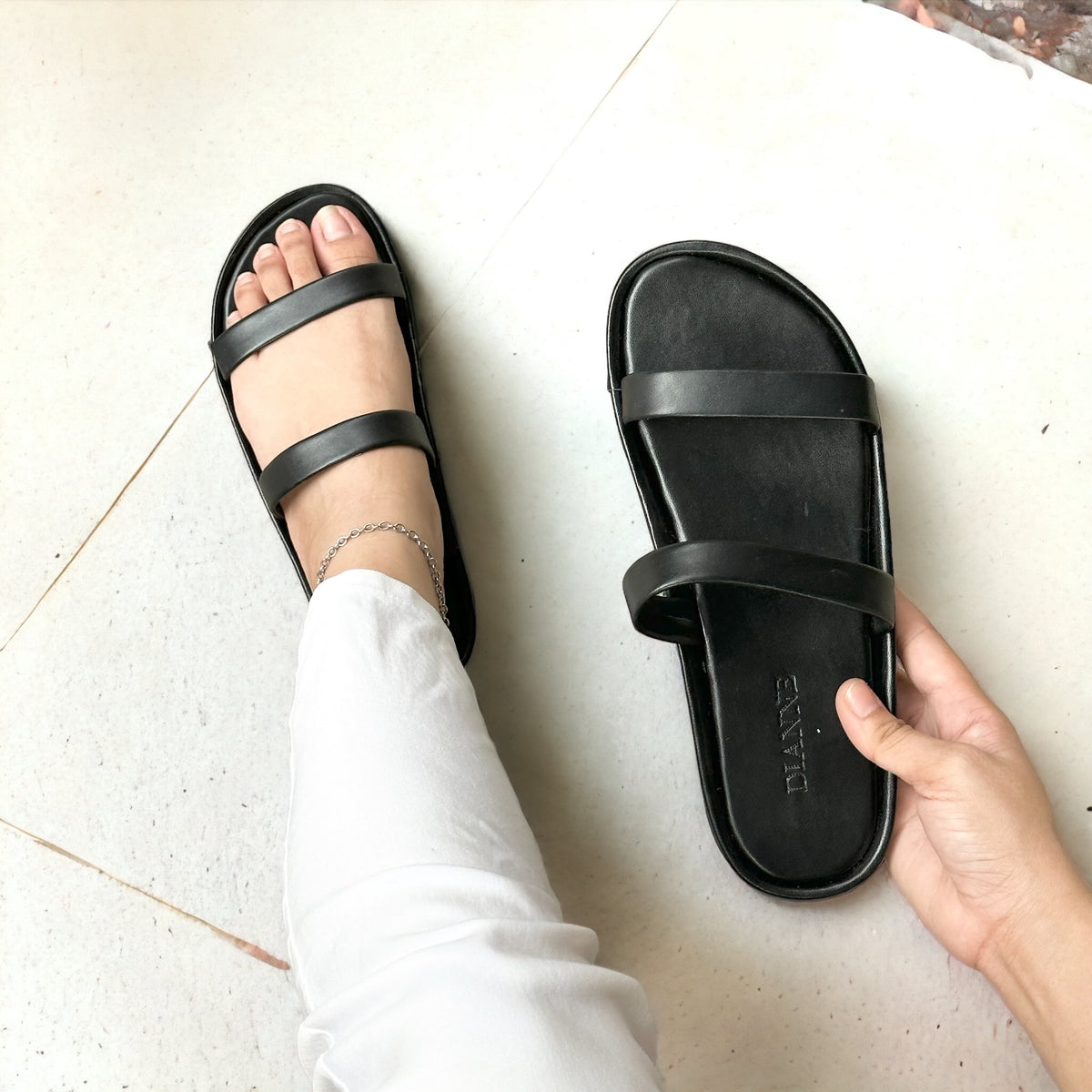 Slides Sandy Black