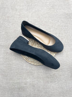 Lily Round Shoes Black Suede