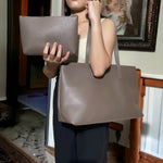 Dianne Bag Zipper Closure with free pouch