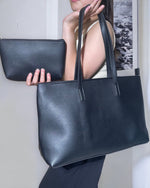 Dianne Bag Zipper Closure with free pouch