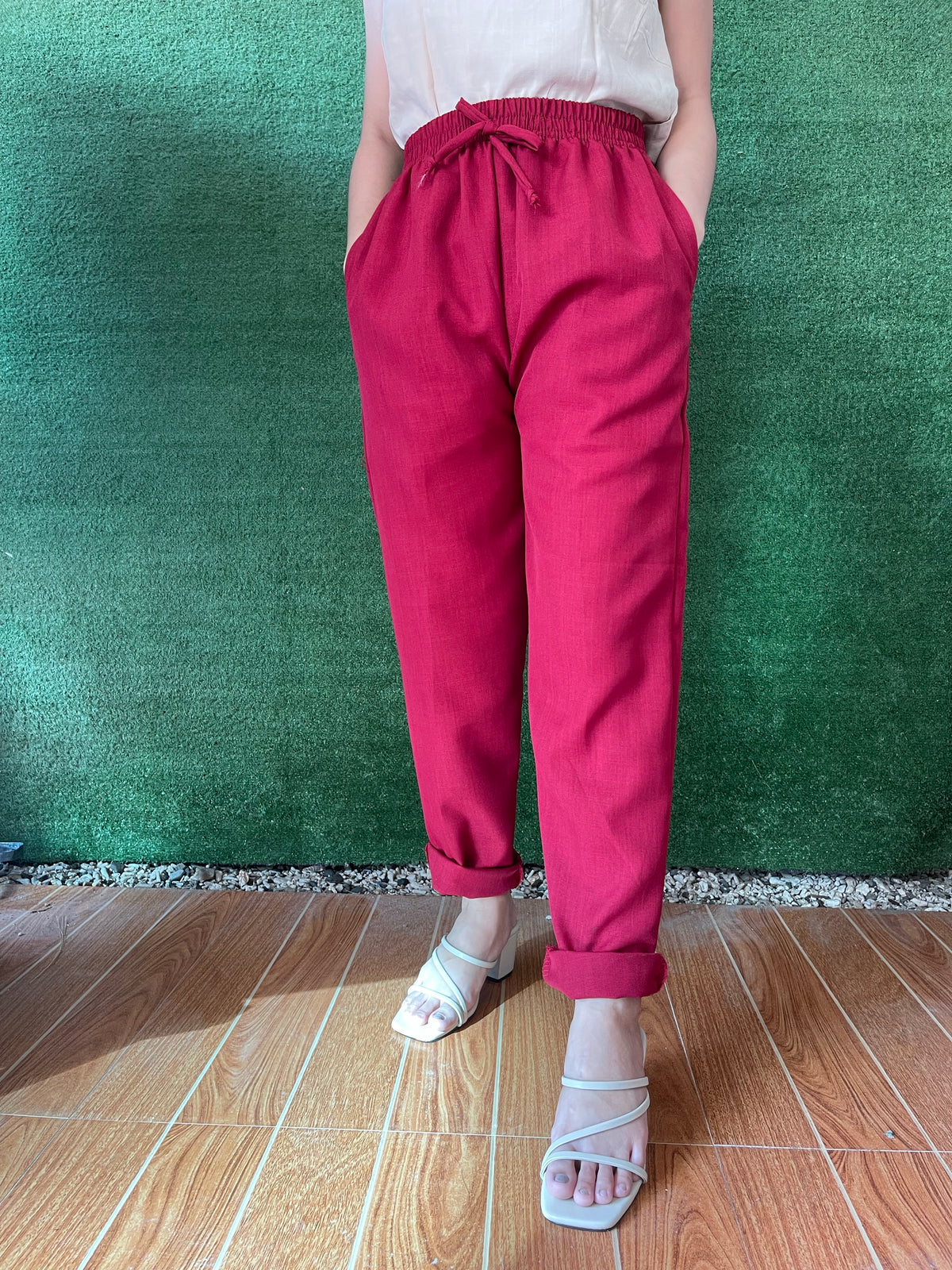 Outfits by Dianne Linen Casual Pants in Maroon