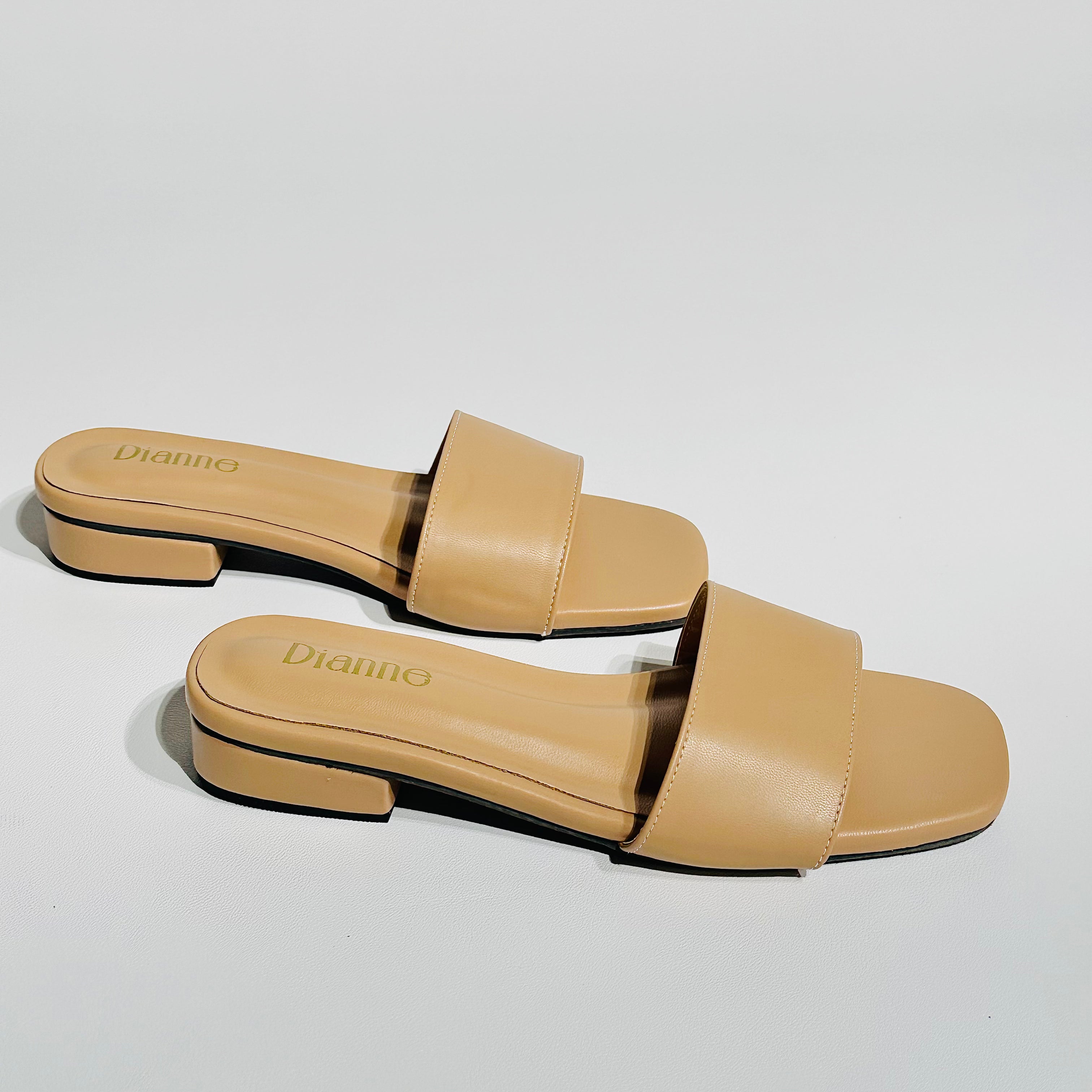 Belle Beige– DIANNE SHOES